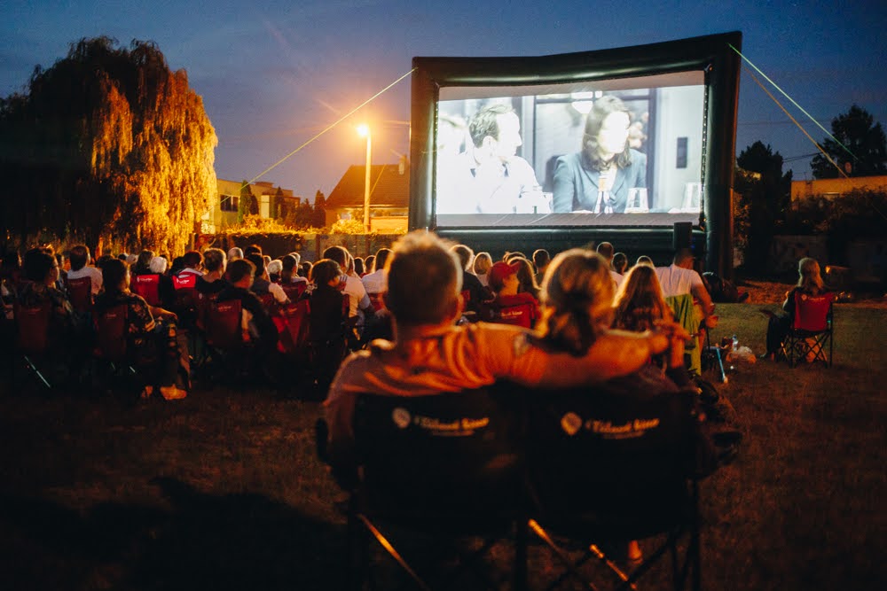 Túlavé kino